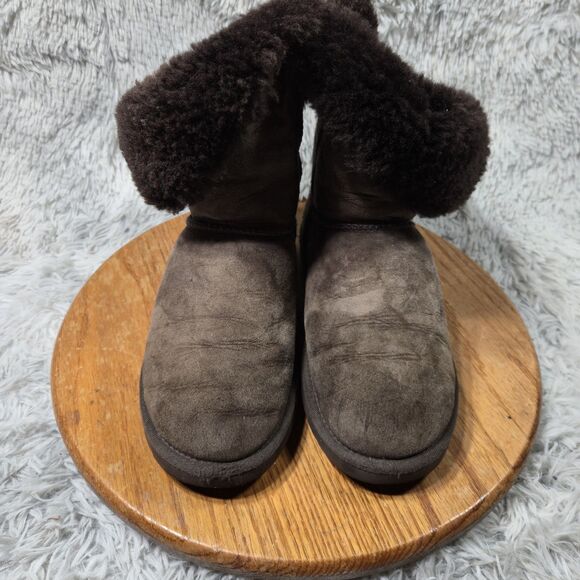 Ugg Bailey Womens Size 7 Brown Leather Sheepskin Button Round Toe Winter Boots - Picture 2 of 12